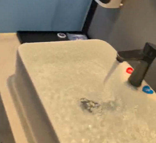 擒牛寶 女子108元預訂三亞酒店，入住半小時要退房遭拒，一頓操作倒賠3萬